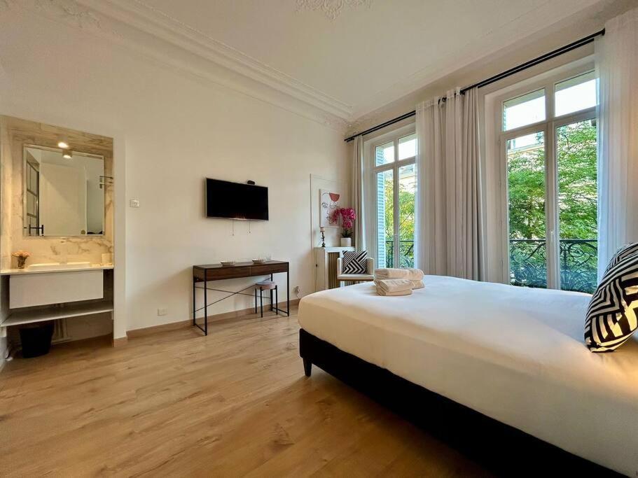 Charme Et Volupte A Republique Appartement